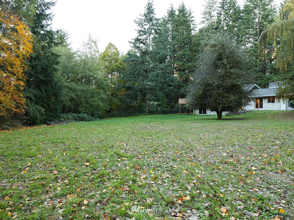 11889 Southeast Black Road Olalla, WA 98359 - Photo 6 of 24 Gallery Image 6