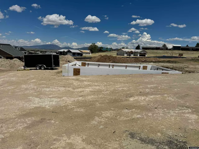 $299,000 | 117 Brown Trout Court, Saratoga, WY 82331