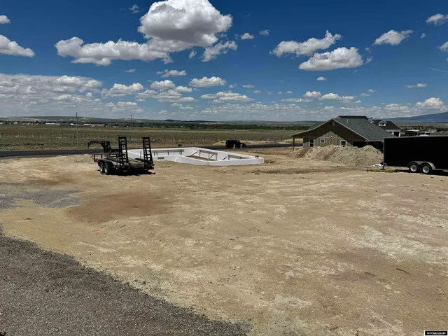 $299,000 | 117 Brown Trout Court, Saratoga, WY 82331