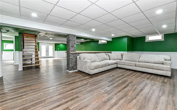 $369,900 | 157 Clever Road, McKees Rocks, PA 15136