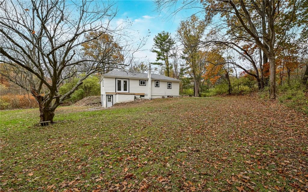 157 Clever Road McKees Rocks, PA 15136 - Photo 6 of 27