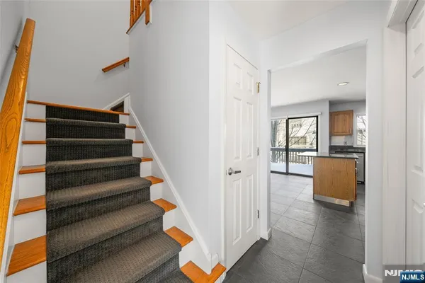 $849,999 | 408 Dogwood Court, Norwood, NJ 07648