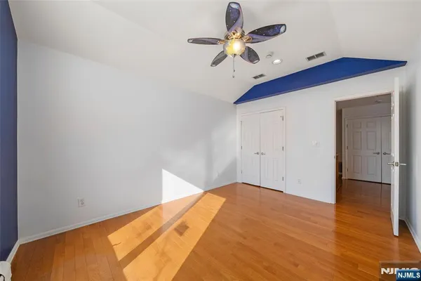 $849,999 | 408 Dogwood Court, Norwood, NJ 07648