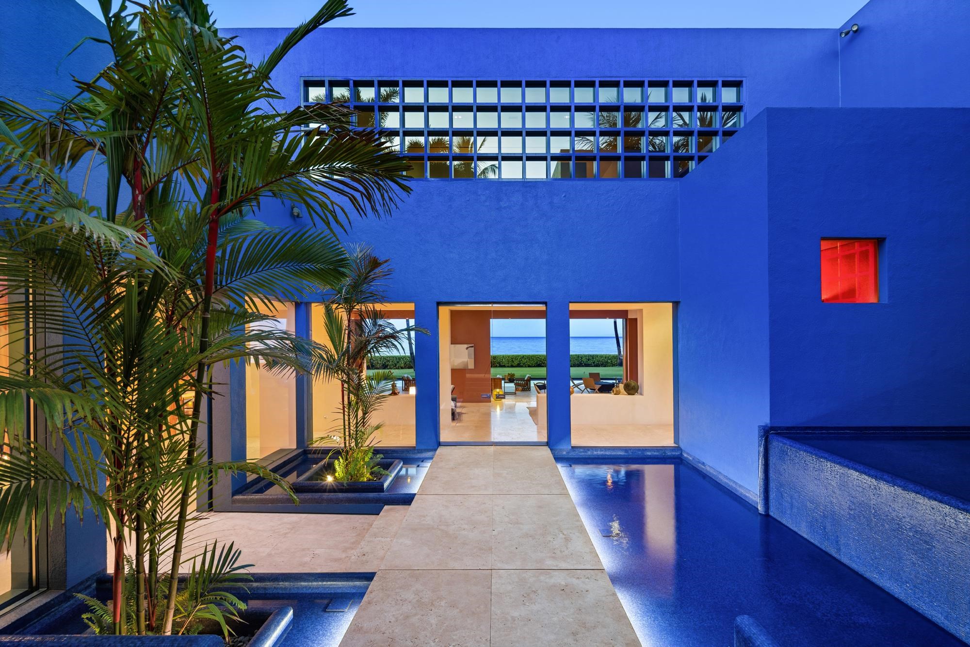 3200 South Kihei Road Kihei, HI 96753 - Photo 6 of 36 a view of a entryway with a lot of palm trees