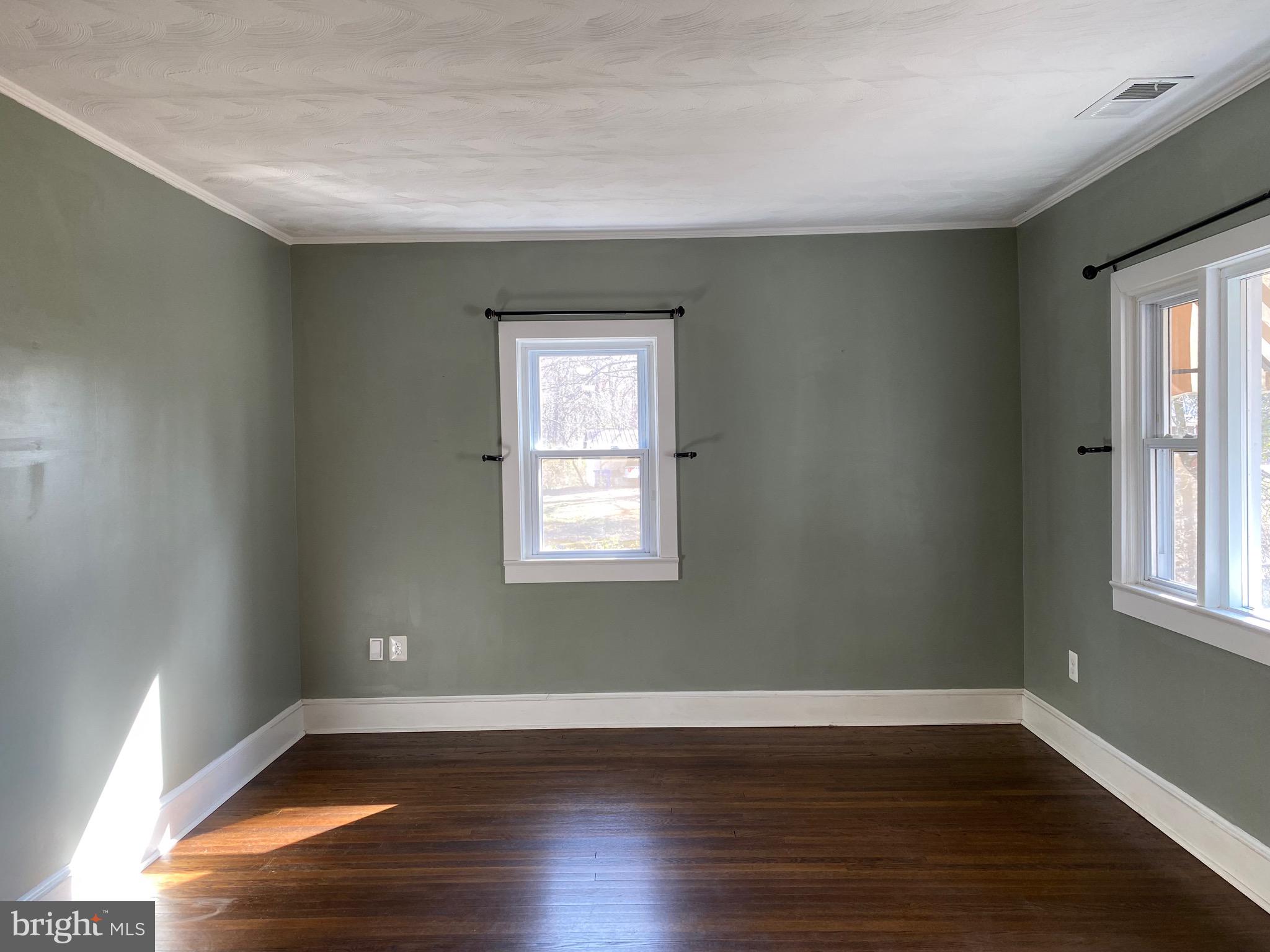 5950 Bicknell Road Indian Head, MD 20640 - Photo 8 of 26 Living Room