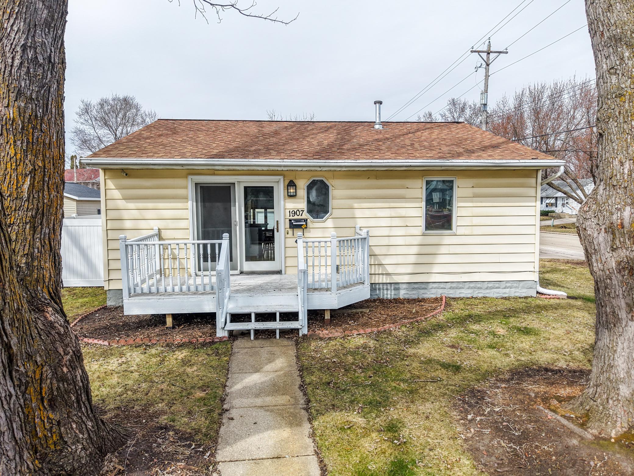 1907 1st Street Southwest Rochester, MN 55902 - Photo 31 of 47