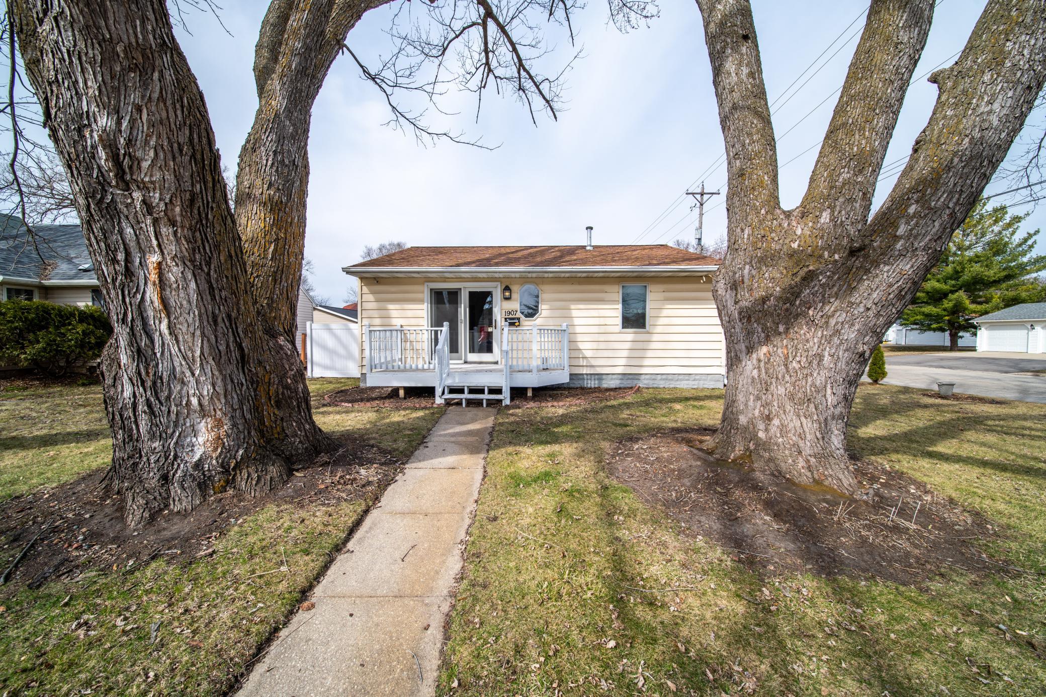 1907 1st Street Southwest Rochester, MN 55902 - Photo 33 of 47