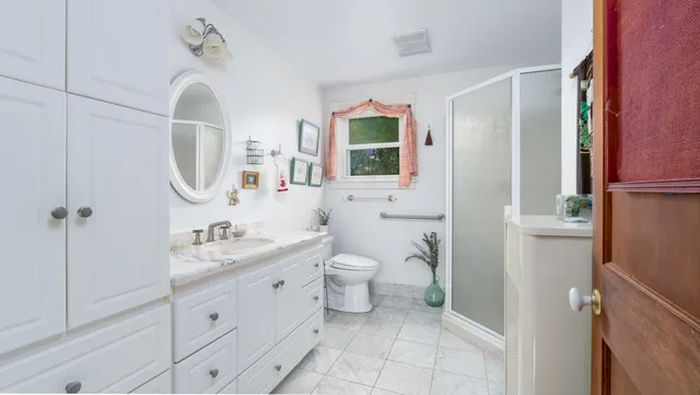 $525,000 | 36 Eastman Street, Nashua, NH 03060