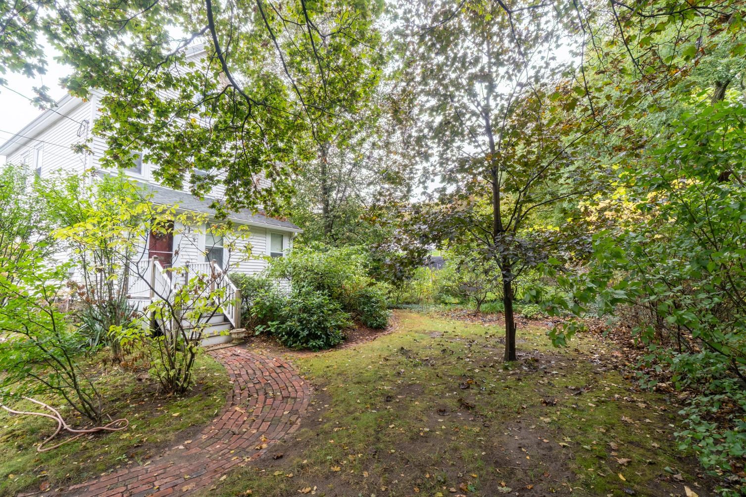 36 Eastman Street Nashua, NH 03060 - Photo 30 of 42