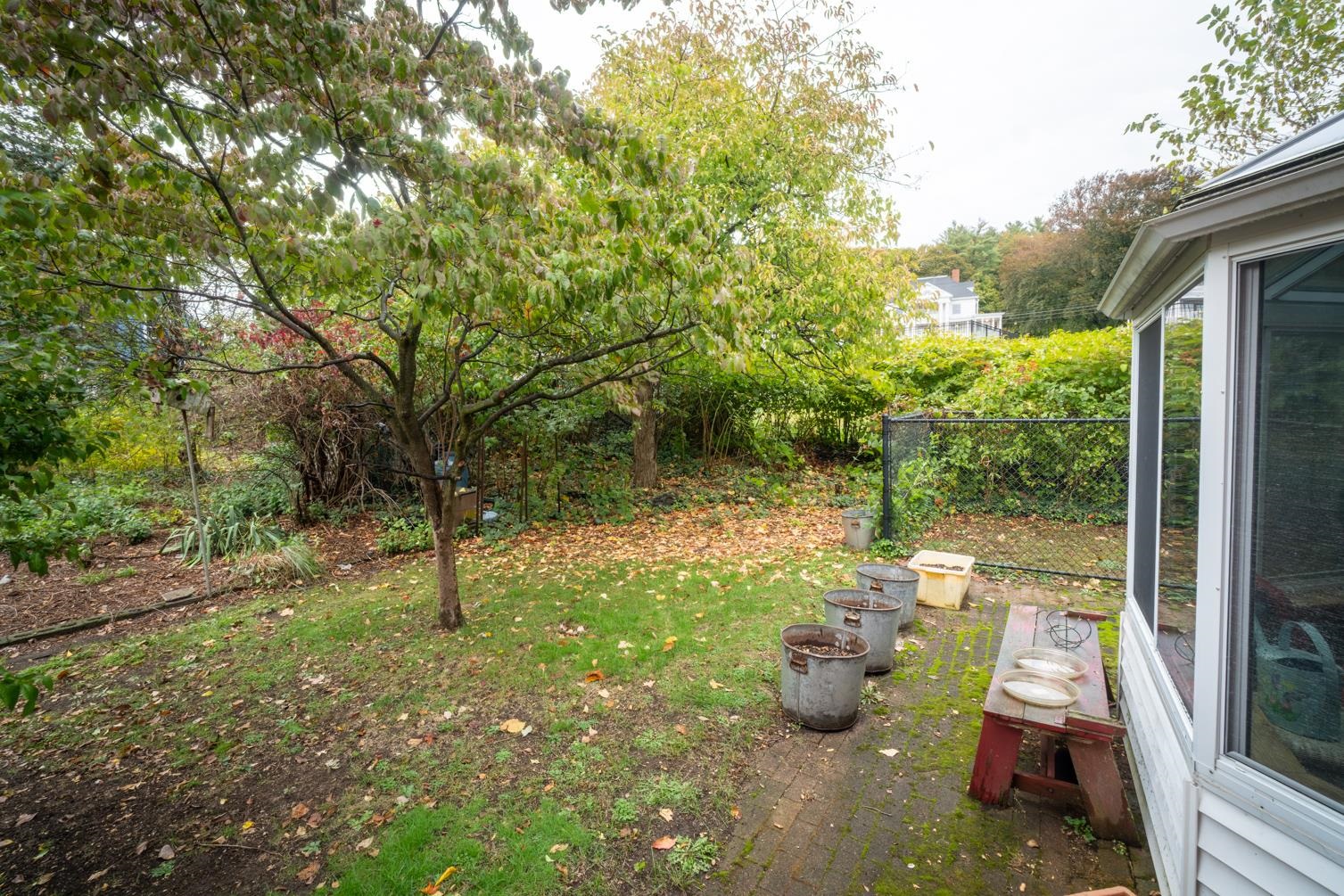 36 Eastman Street Nashua, NH 03060 - Photo 32 of 42