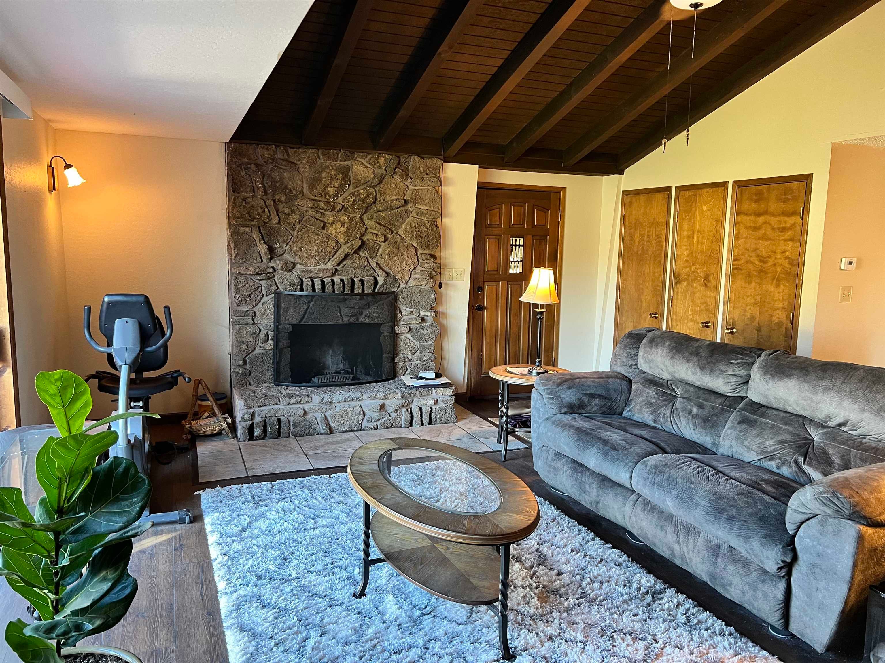 16741 Sanders Road Weed, CA 96094 - Photo 5 of 26 Gallery Image 5