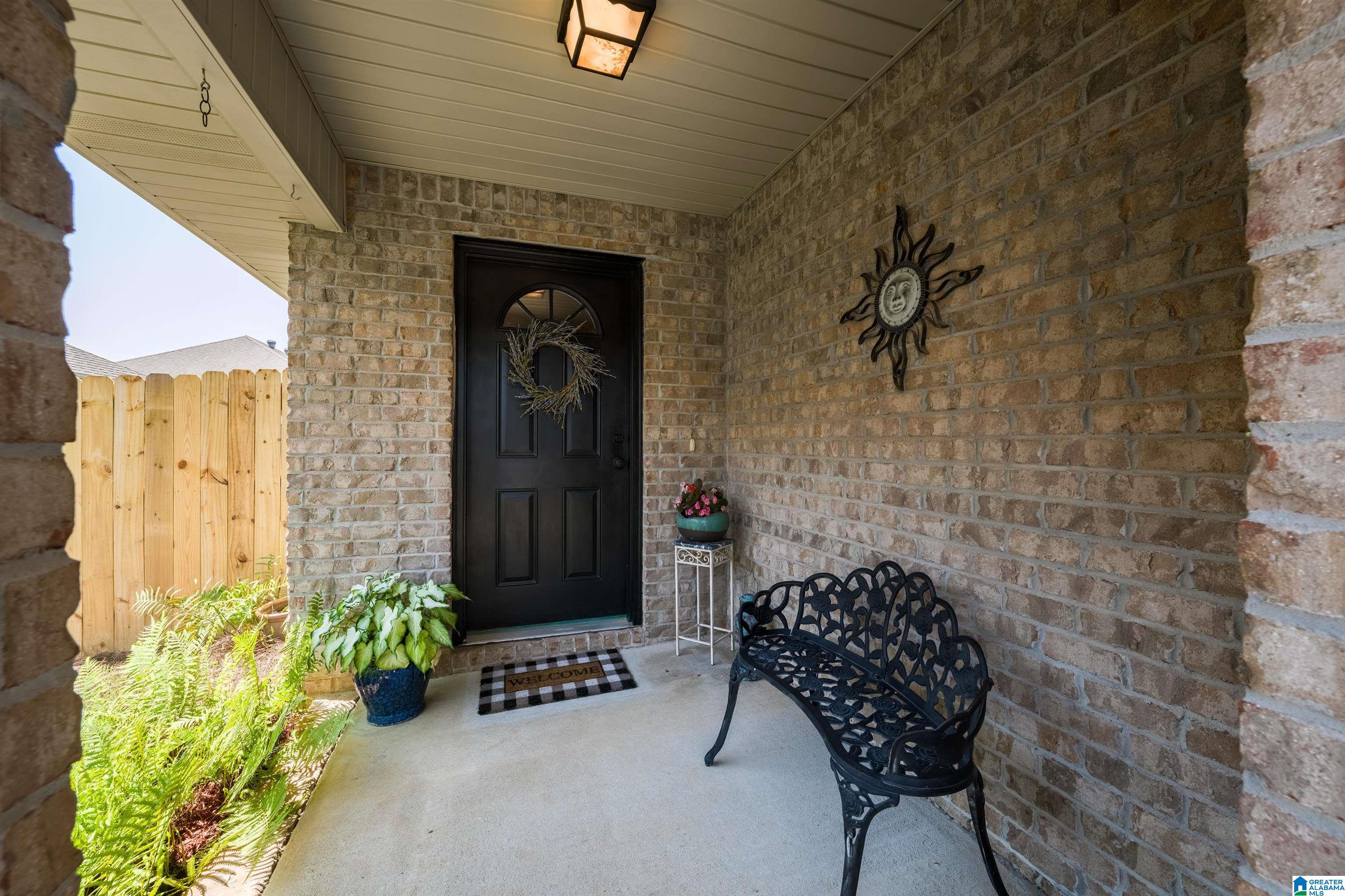 196 Crisfield Circle Alabaster, AL 35007 - Photo 3 of 25