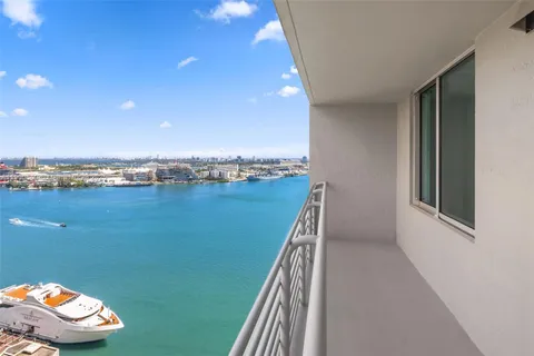 $425,000 | 335 South Biscayne Boulevard, Unit 2604, Miami, FL 33131