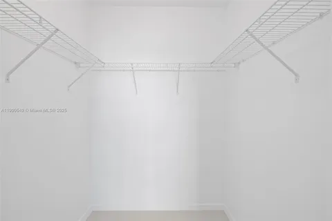 $425,000 | 335 South Biscayne Boulevard, Unit 2604, Miami, FL 33131