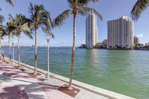 $425,000 | 335 South Biscayne Boulevard, Unit 2604, Miami, FL 33131