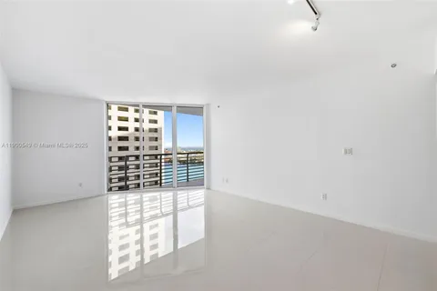 $425,000 | 335 South Biscayne Boulevard, Unit 2604, Miami, FL 33131