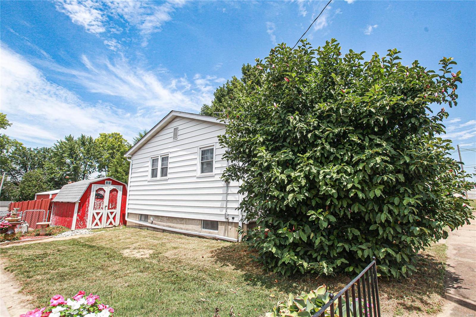 303 West 4th Street Waterloo, IL 62298 - Photo 5 of 29 Gallery Image 5