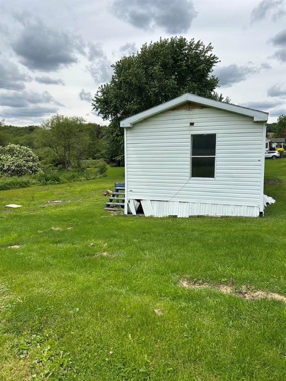 665 Superior Road Derry, PA 15627 - Photo 2 of 14