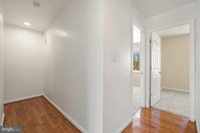 $2,995 | 218 Stevenson Square, Alexandria, VA 22304