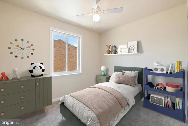 $2,995 | 218 Stevenson Square, Alexandria, VA 22304