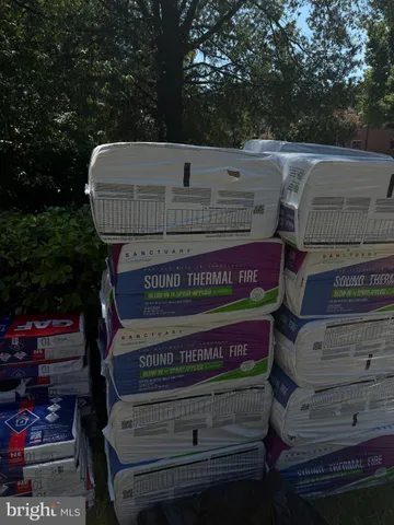 $2,995 | 218 Stevenson Square, Alexandria, VA 22304