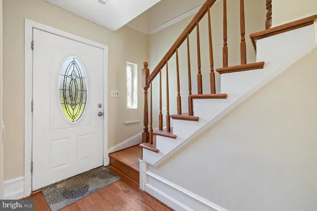 $3,000 | 218 Stevenson Square, Alexandria, VA 22304