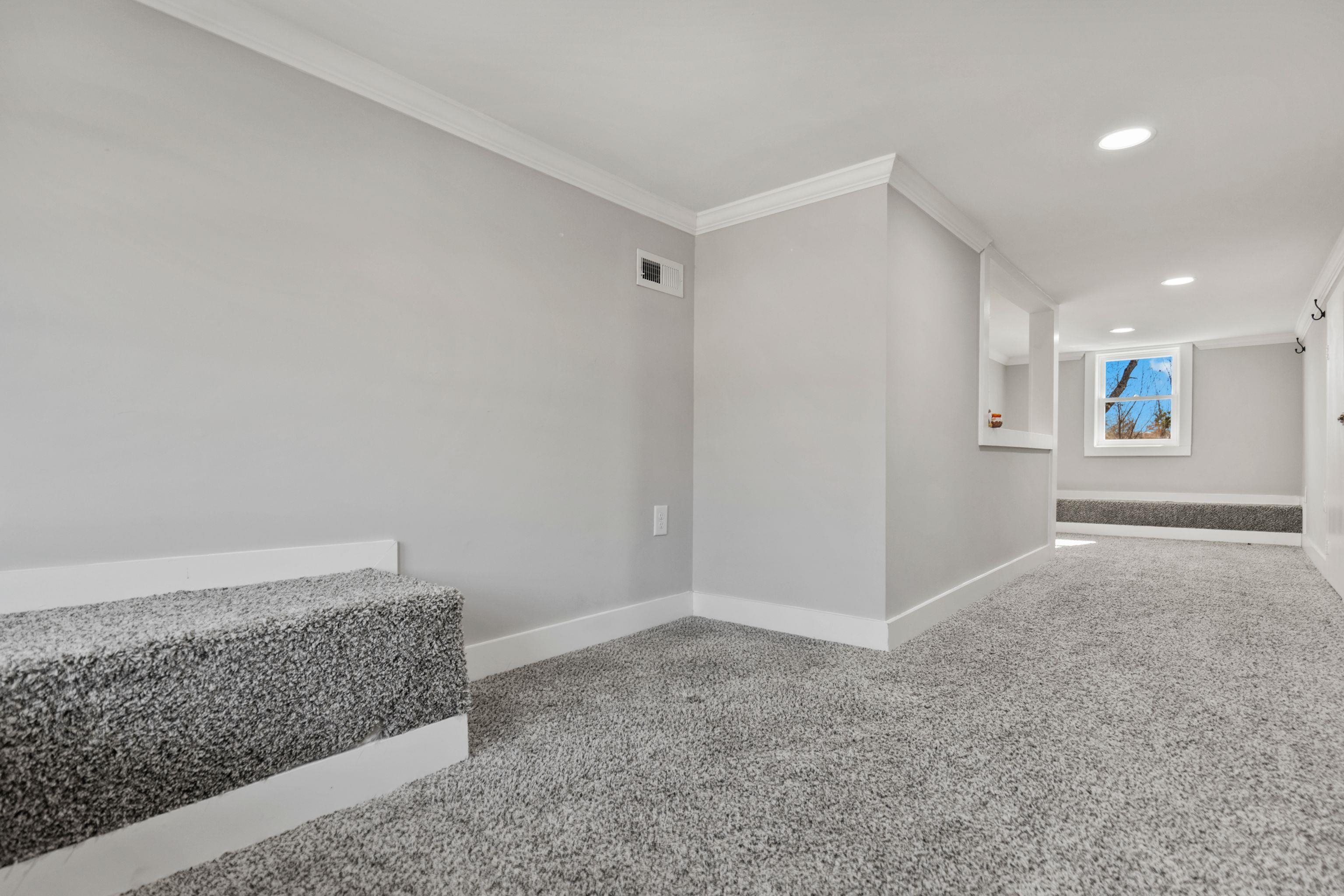 562 Lowndes Hill Road Greenville, SC 29607 - Photo 13 of 42 Gallery Image 13