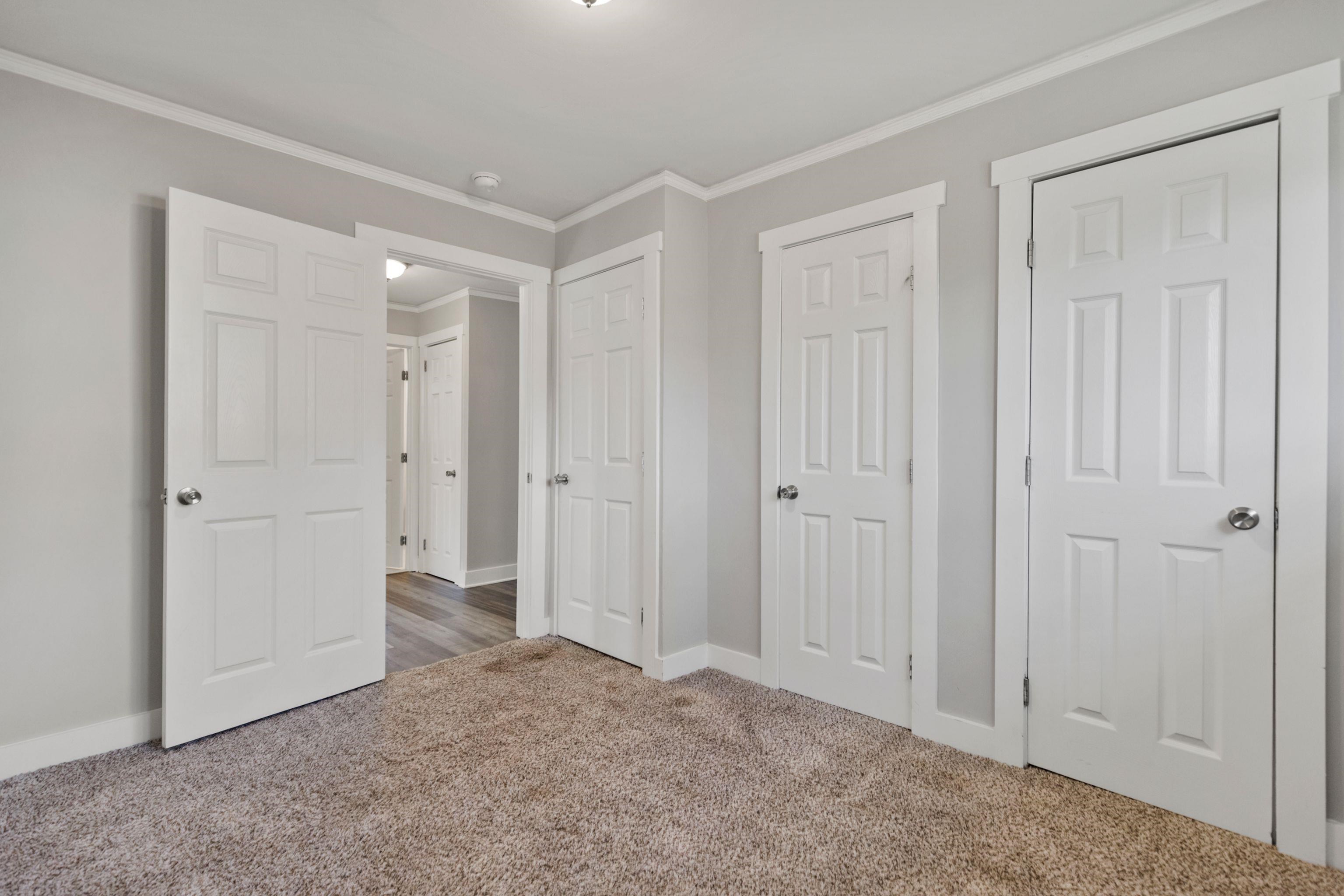 562 Lowndes Hill Road Greenville, SC 29607 - Photo 15 of 42 Gallery Image 15