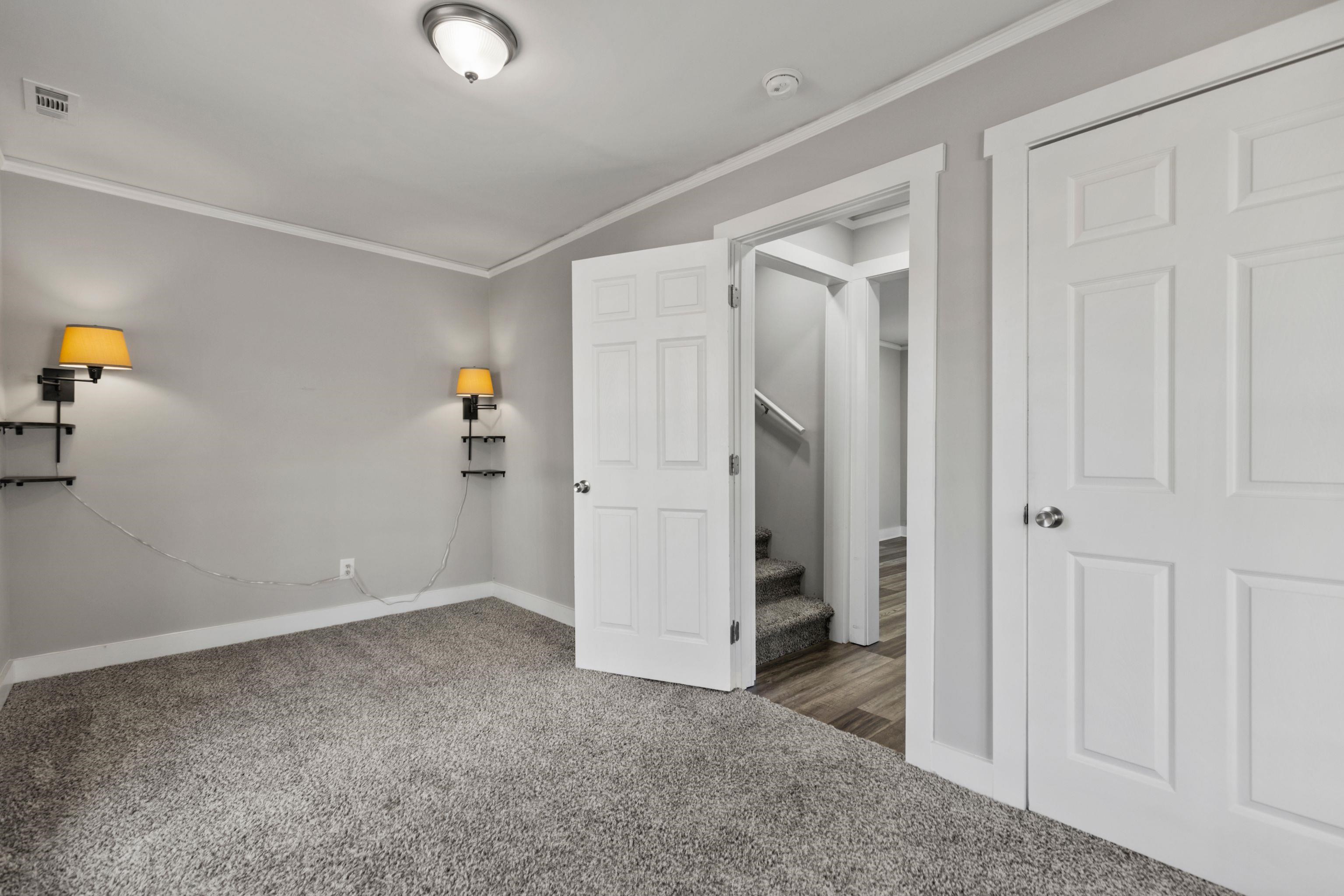 562 Lowndes Hill Road Greenville, SC 29607 - Photo 10 of 42 Gallery Image 10