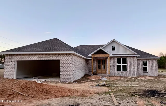 $325,000 | 7005 Whites Farm Road, Lucedale, MS 39452