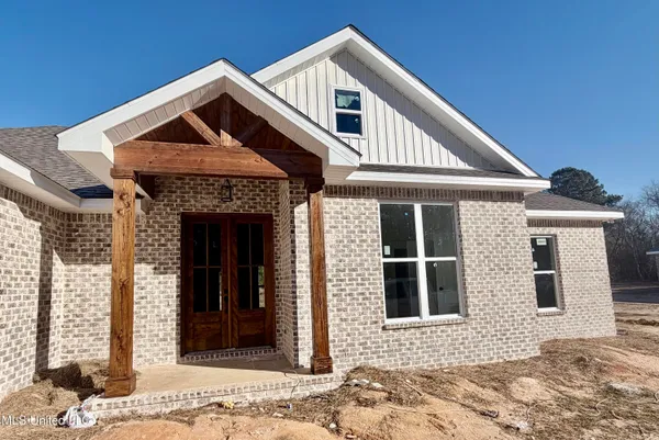 $325,000 | 7005 Whites Farm Road, Lucedale, MS 39452