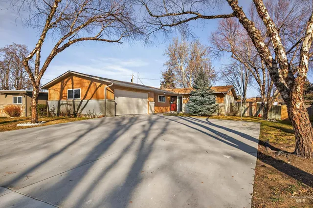 $459,000 | 6952 West Holiday Drive, Boise, ID 83709