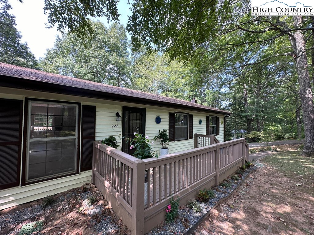 222 Snowy Oak Road Boone, NC 28607 - Photo 20 of 25 Gallery Image 20