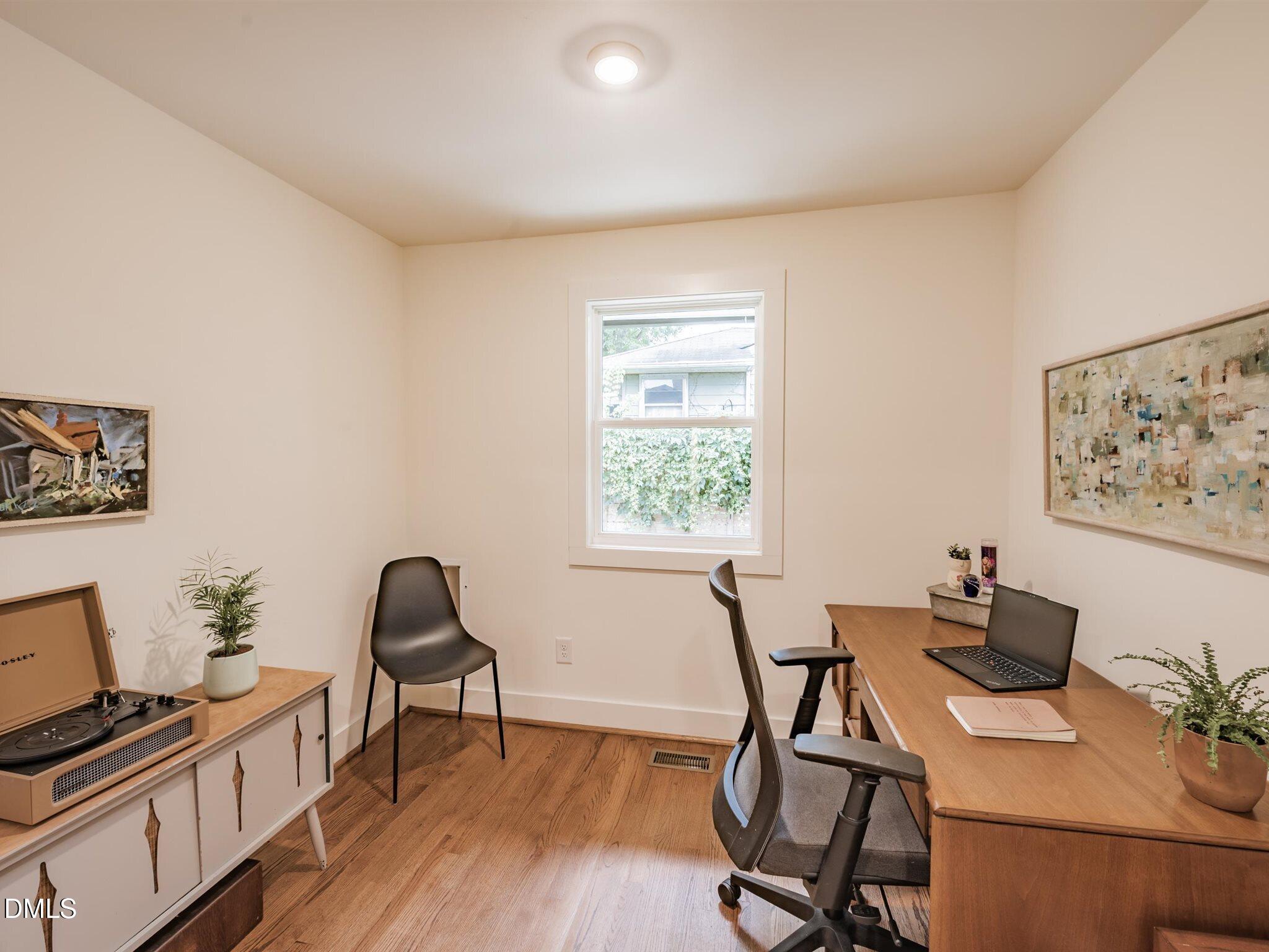 828 Woodburn Road Raleigh, NC 27605 - Photo 14 of 76 16-Study