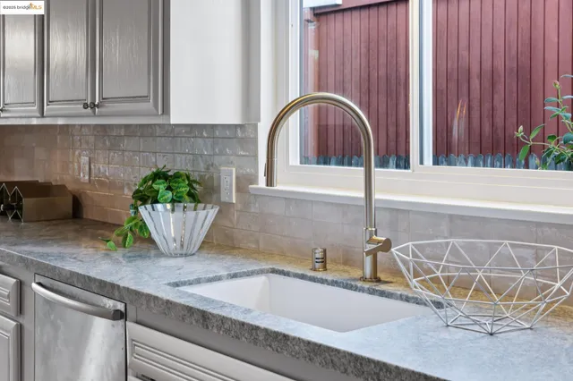 $1,149,000 | 820 Kensington Road, El Cerrito, CA 94530