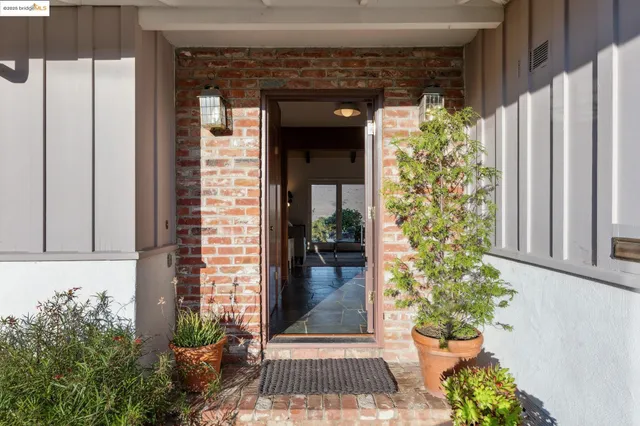 $1,149,000 | 820 Kensington Road, El Cerrito, CA 94530