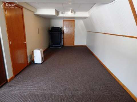 8221 Burpee Road Grand Blanc, MI 48439 - Photo 23 of 27 20394786-22.JPG
