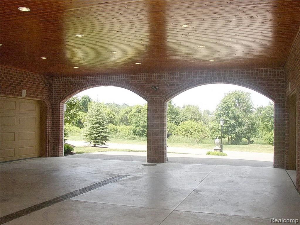 5249 Orchard Ridge Drive Rochester, MI 48306 - Photo 36 of 36