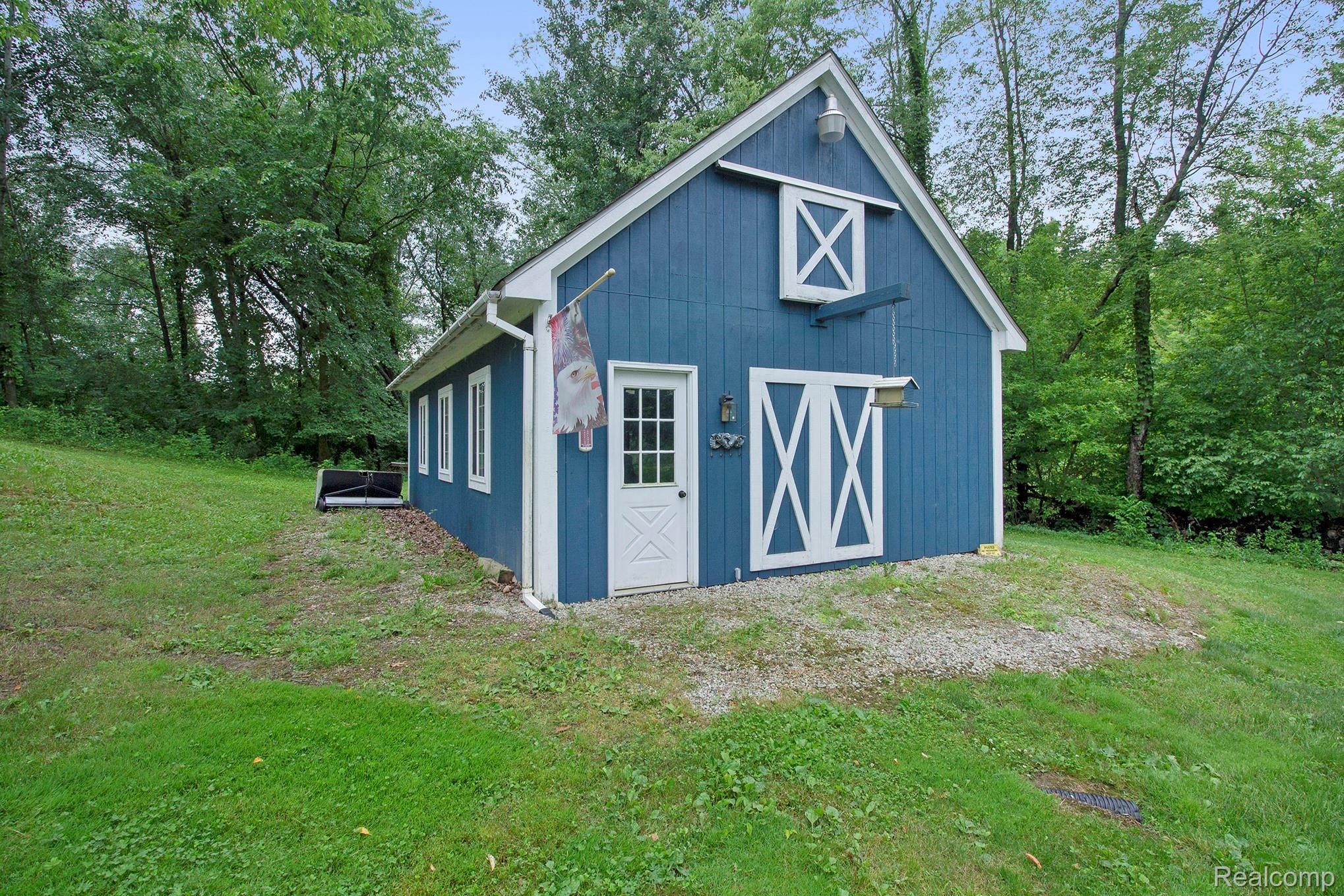 4400 Cedar Lake Road Howell, MI 48843 - Photo 40 of 49 IMG_2286.jpg