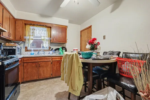 $429,000 | 2278 182nd Place, Lansing, IL 60438