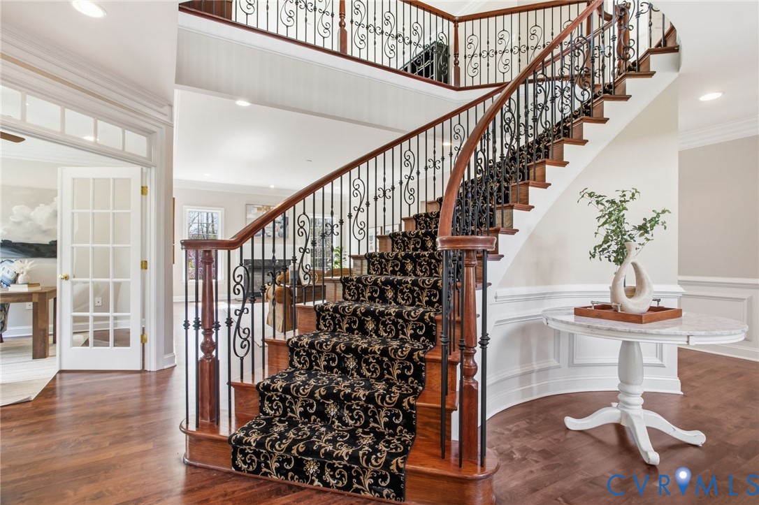 3100 Sodbury Court Midlothian, VA 23113 - Photo 4 of 91 A grand first impression with a beautiful oak stai
