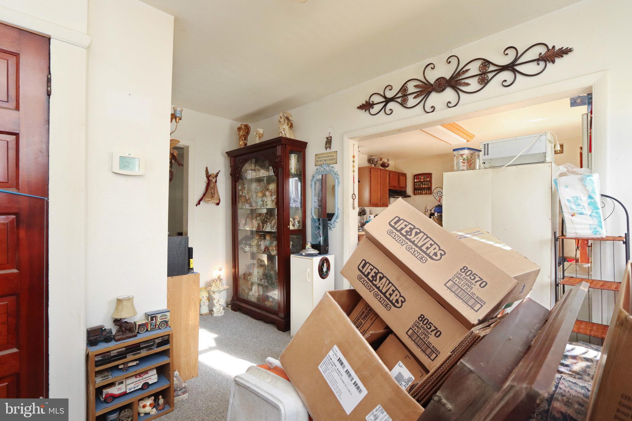 2716 Frederick Road Baltimore, MD 21228 - Photo 12 of 45 Gallery Image 12