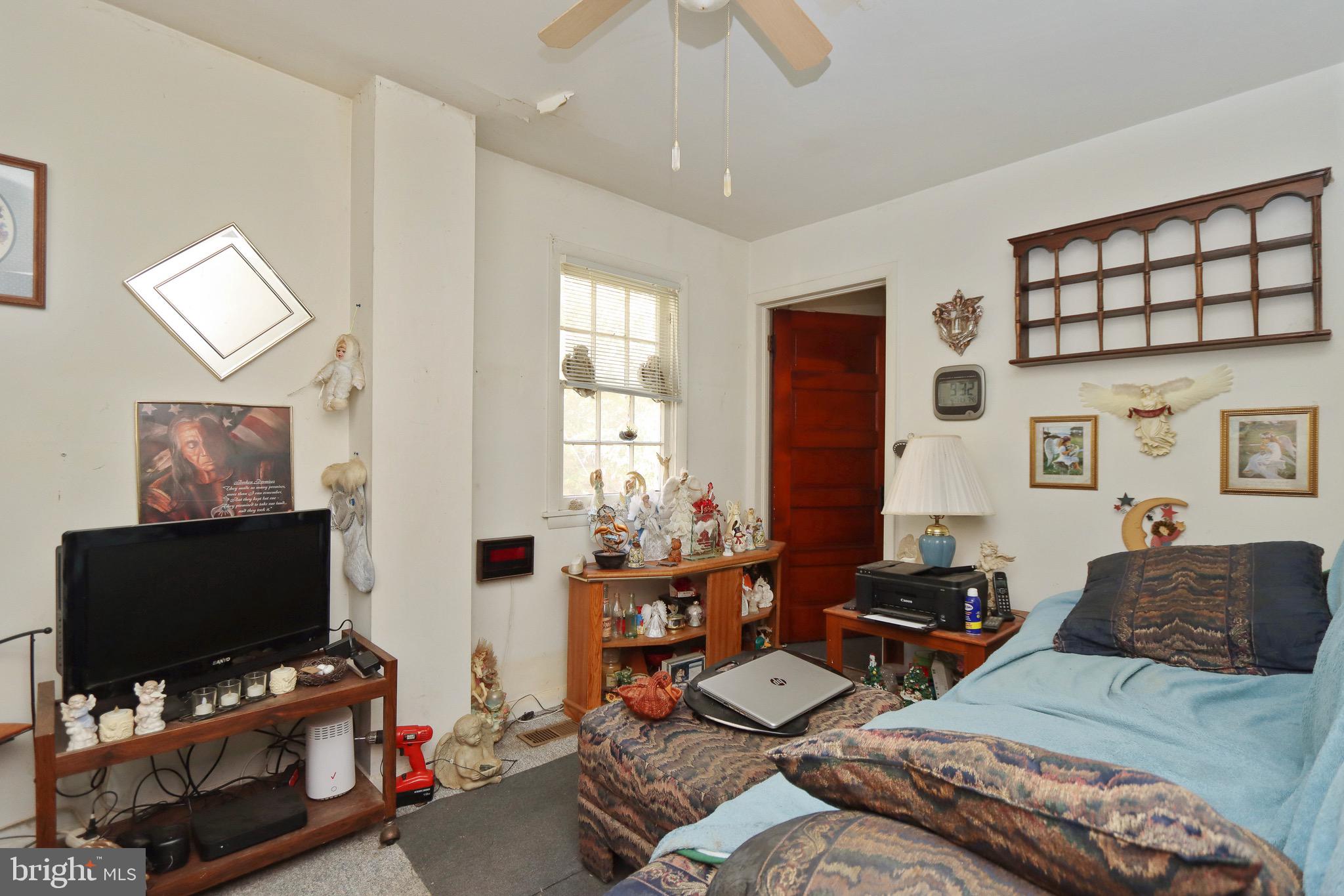 2716 Frederick Road Baltimore, MD 21228 - Photo 7 of 45 Gallery Image 7