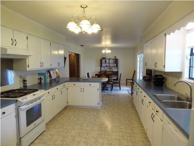 12409 Back Road Jeanerette, LA 70544 - Photo 11 of 30 Additional Photo