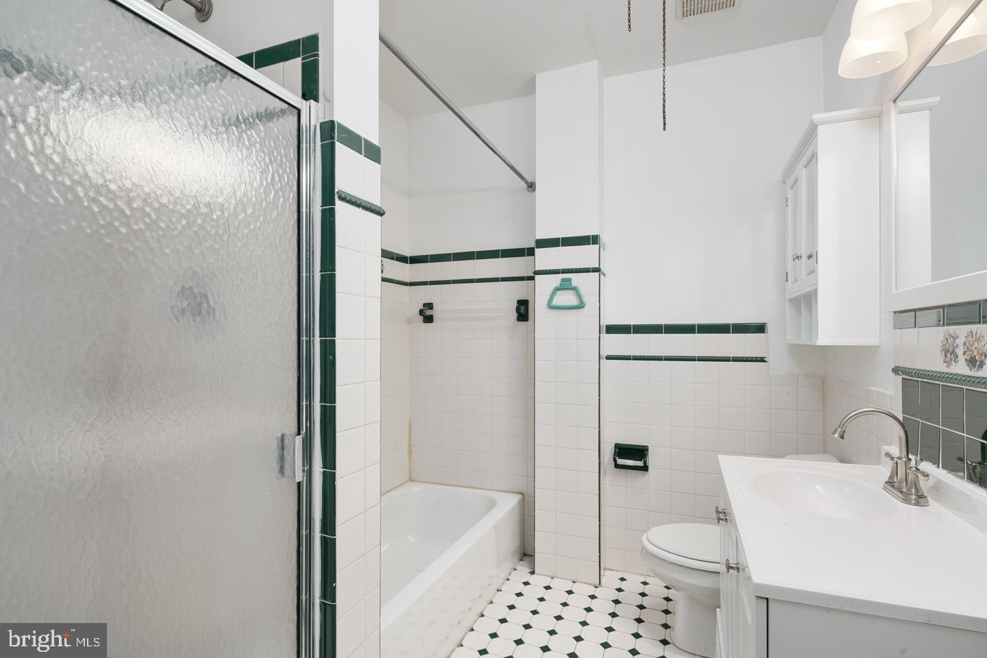 7320 Briar Road Philadelphia, PA 19138 - Photo 15 of 19 Gallery Image 15
