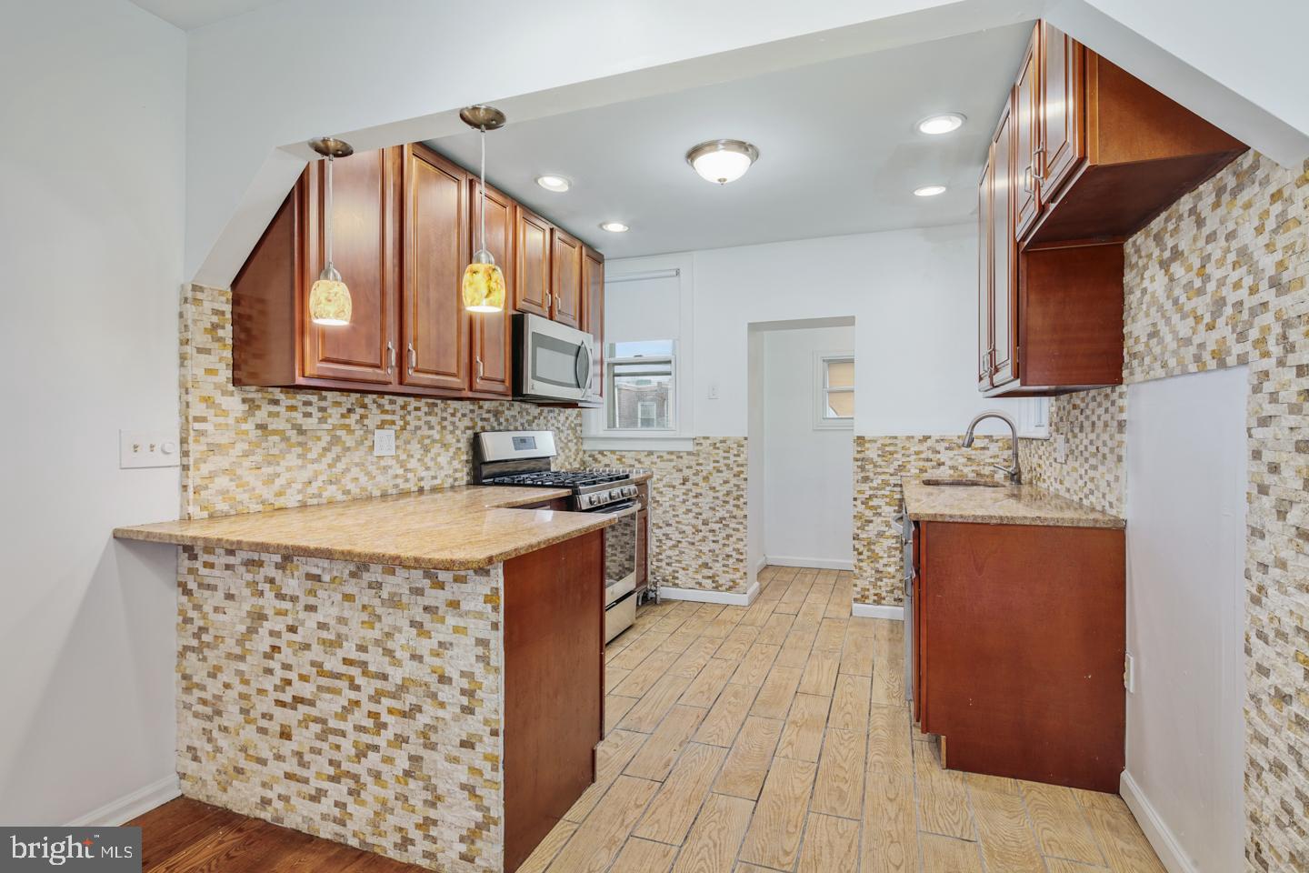 7320 Briar Road Philadelphia, PA 19138 - Photo 7 of 19 Gallery Image 7