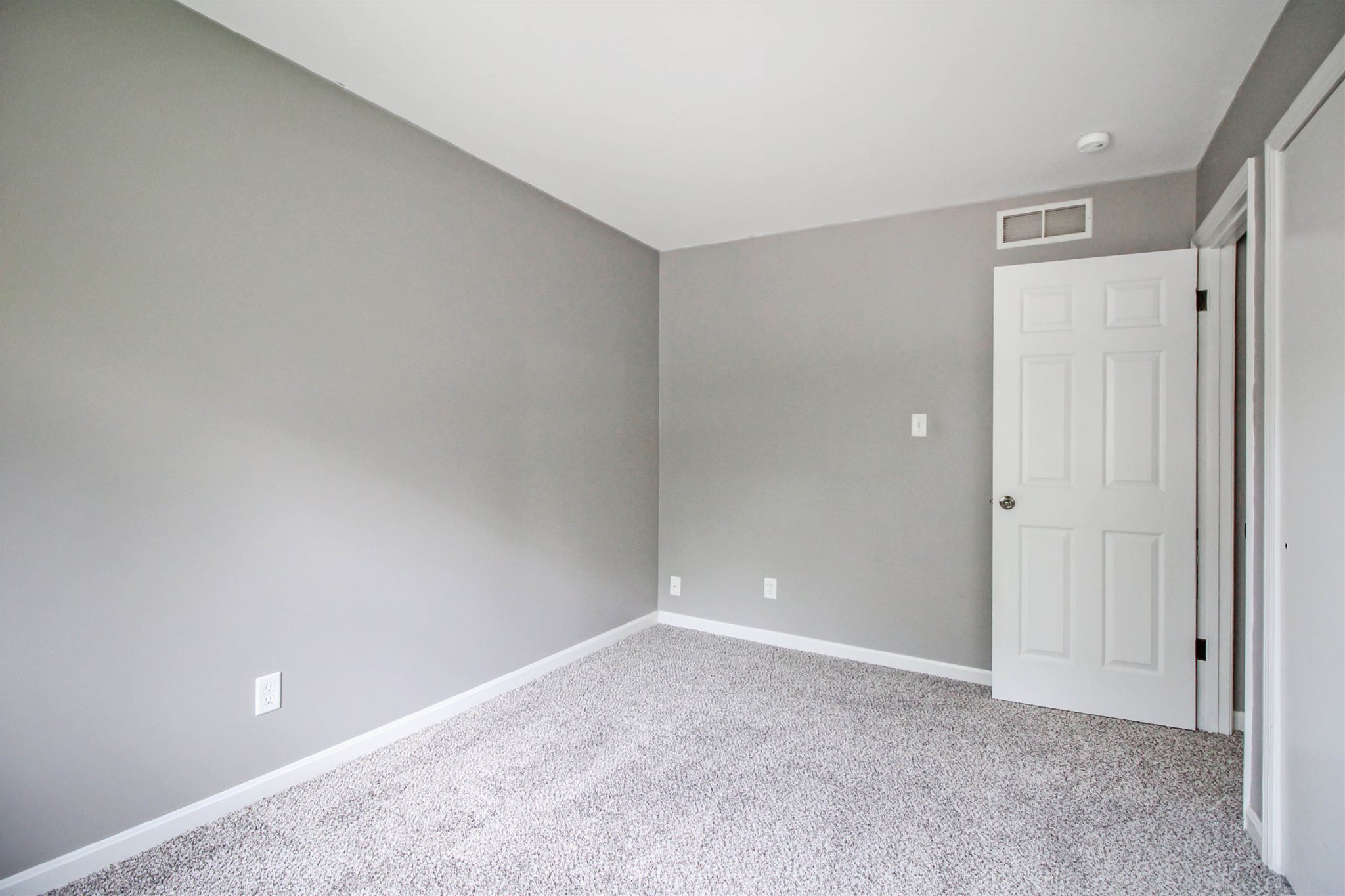 6697 Springvale Drive Newburgh, IN 47630 - Photo 14 of 19 Gallery Image 14
