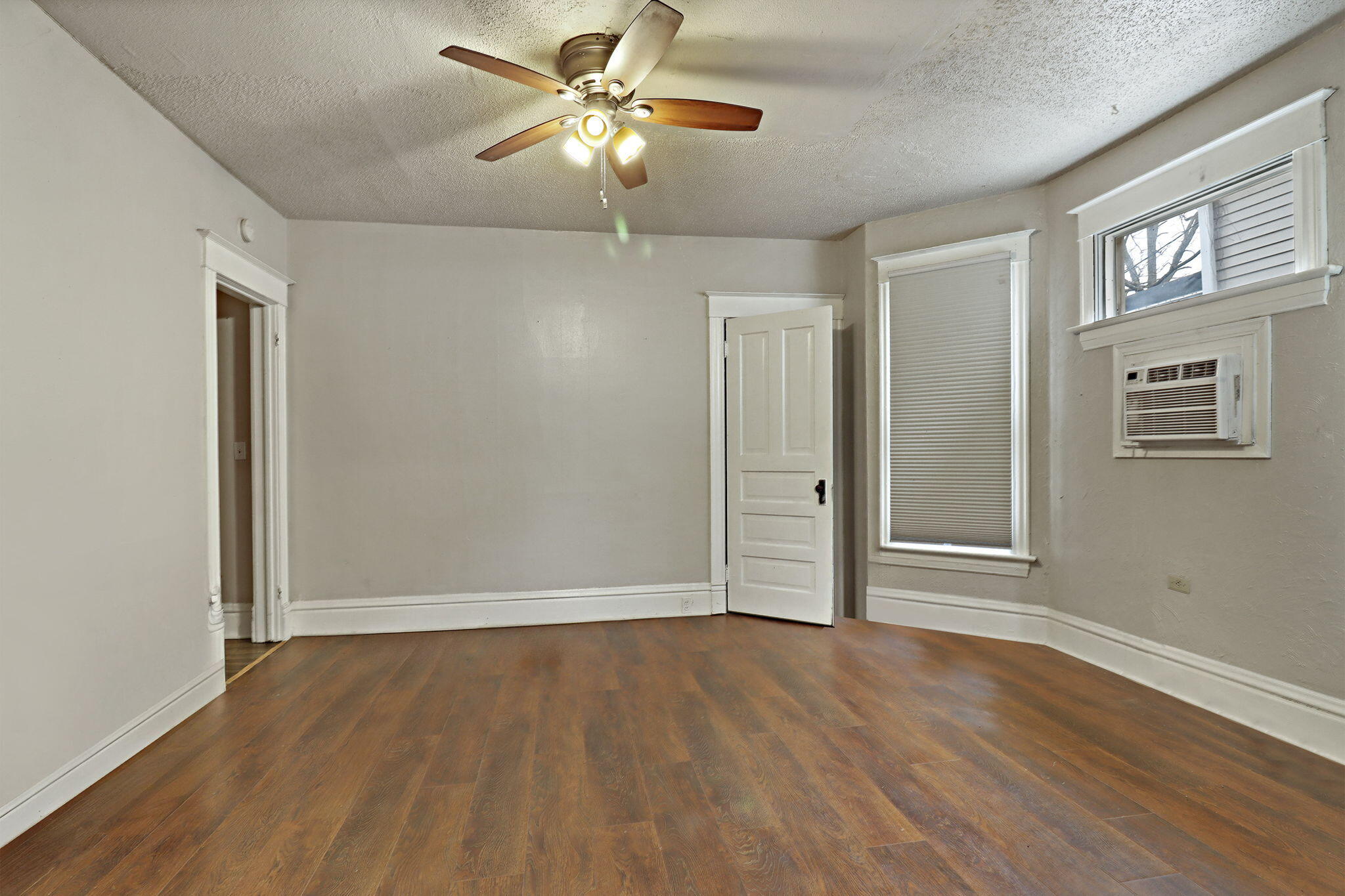 937 Grove Avenue Racine, WI 53405 - Photo 14 of 21 14-web-or-mls-937 Grove Ave, Racine, WI