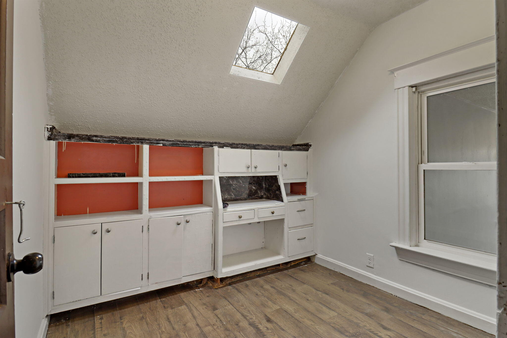 937 Grove Avenue Racine, WI 53405 - Photo 5 of 21 5-web-or-mls-UNIT 2 - 7