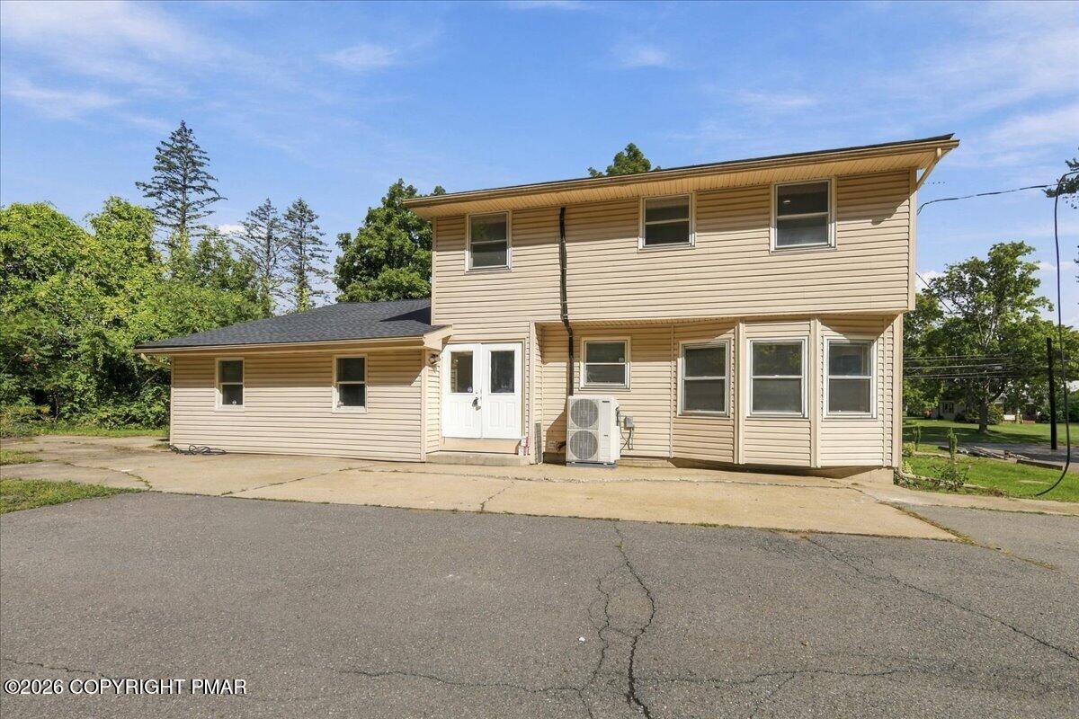 607 Glendale Road Sciota, PA 18354 - Photo 3 of 43 08-Photo-7